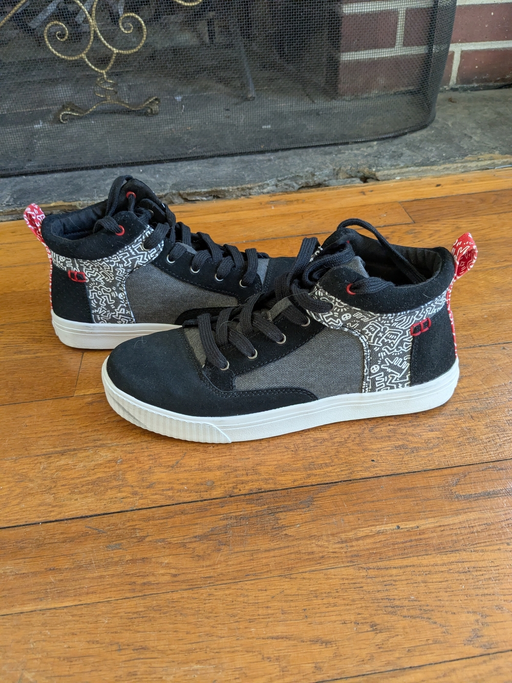 Keith Haring X Toms Collab High Top Sneakers With Box